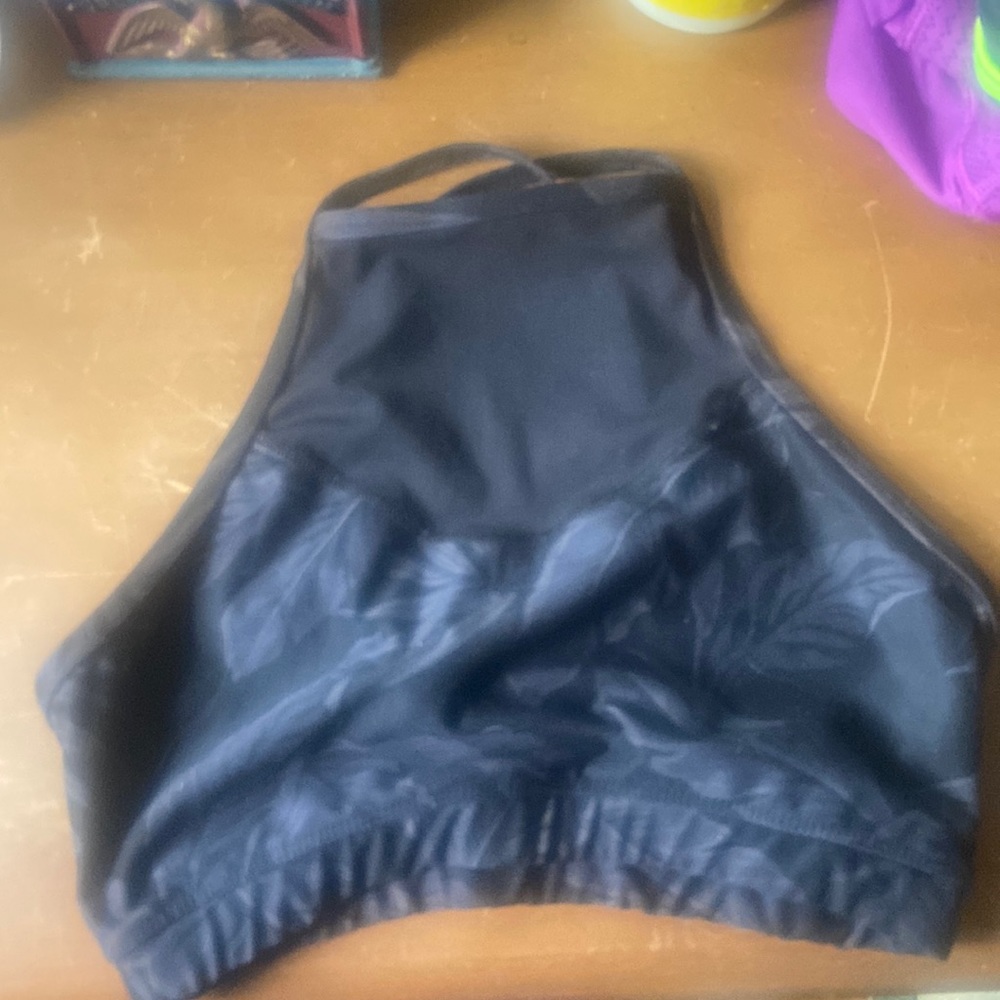 High neck low impact sports bra